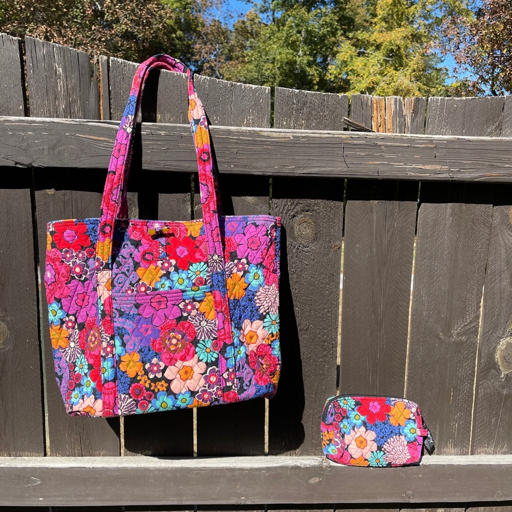 Vera Bradley Vera Tote Floral Fiesta